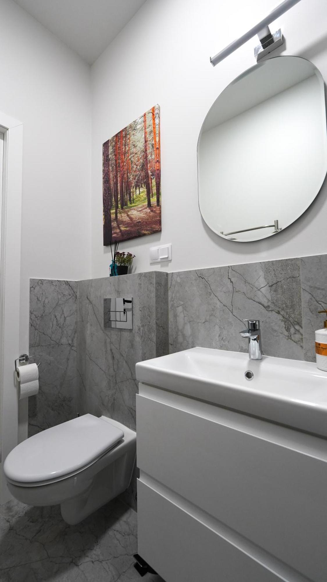 Amber Light Self-Check-In Apartments Kaunas Exterior foto