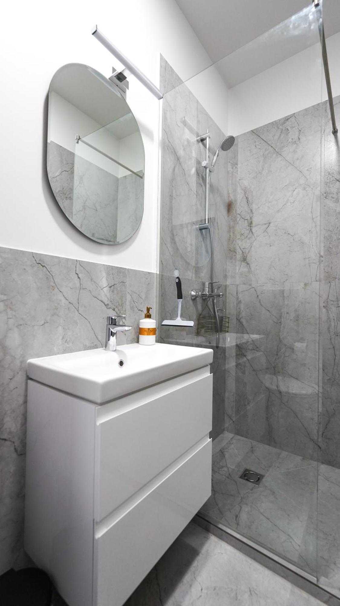 Amber Light Self-Check-In Apartments Kaunas Habitación foto